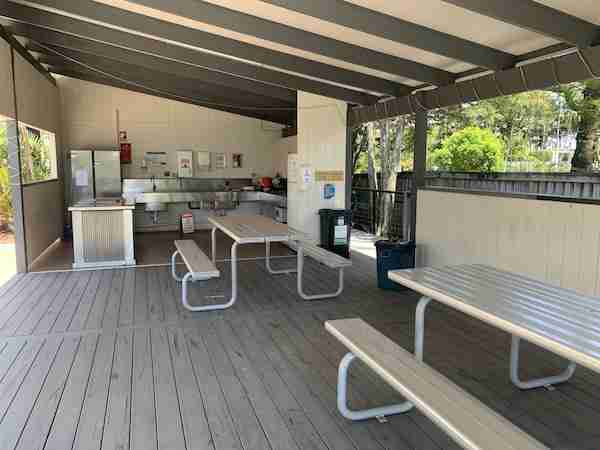 Main Beach Tourist Park Main Beach Tourist Park Kitchen